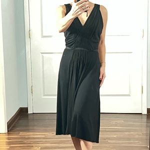 THEORY Carlissa Black Pleated Sleeveless V neck Dress size S